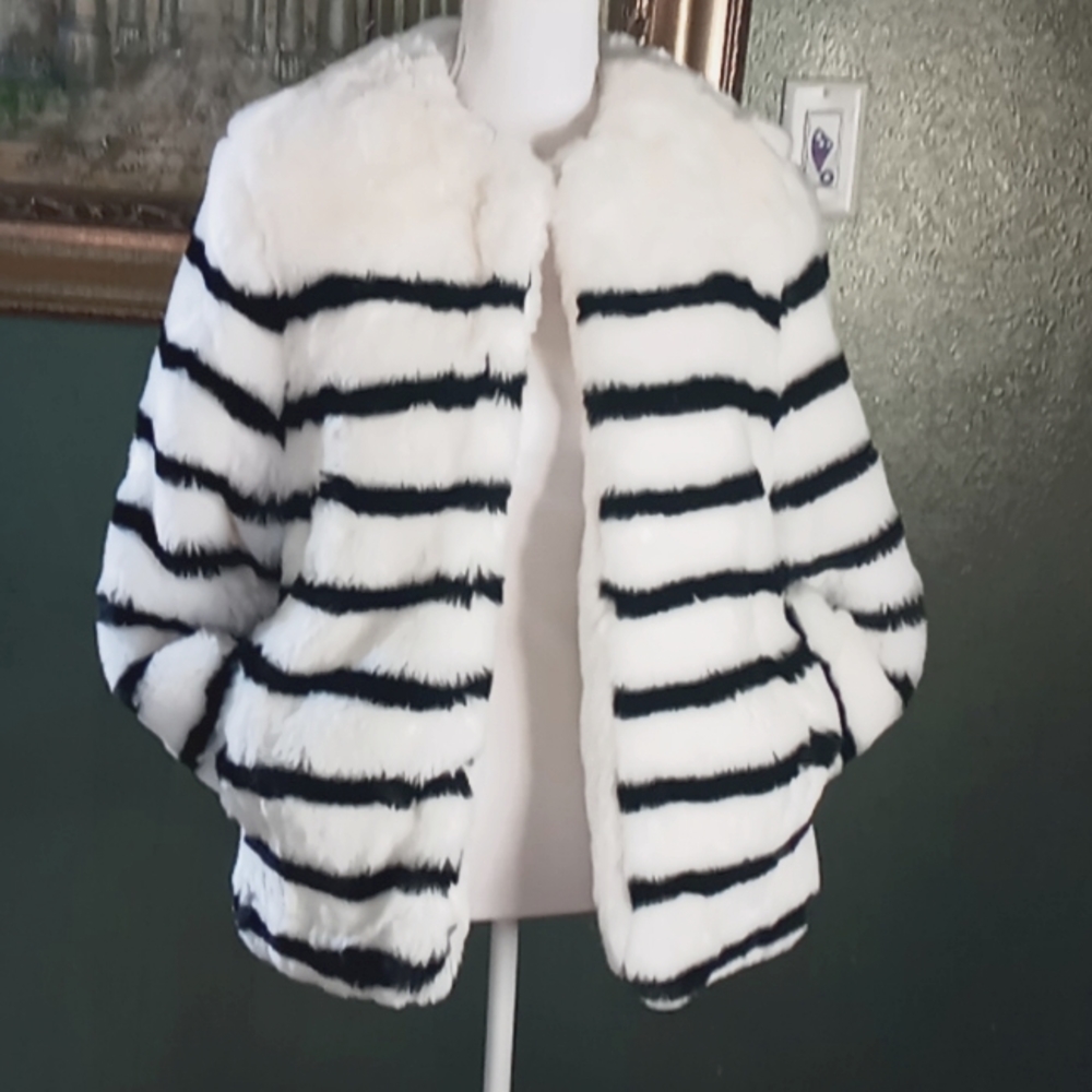 Coat black and white